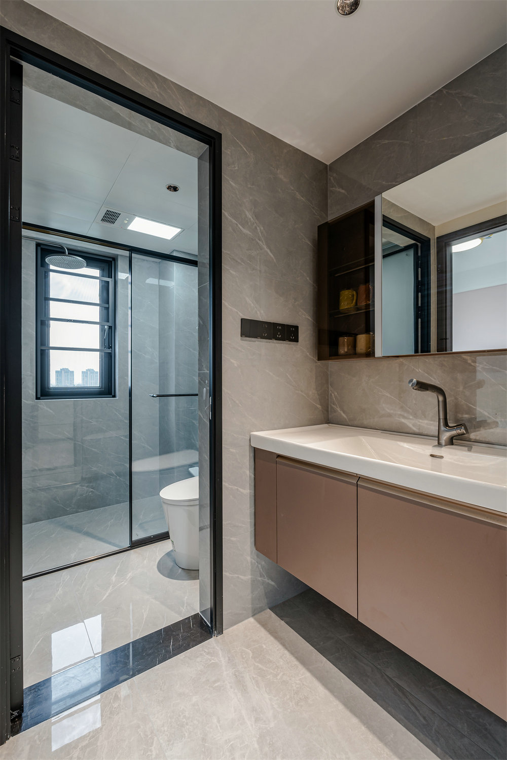 華發都薈天地117平現代風格裝修效果圖