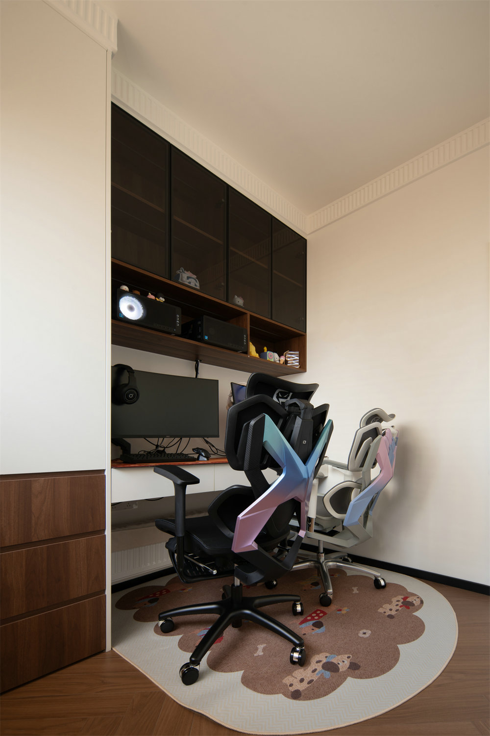 新長江香榭琴臺104平中古風格裝修效果圖