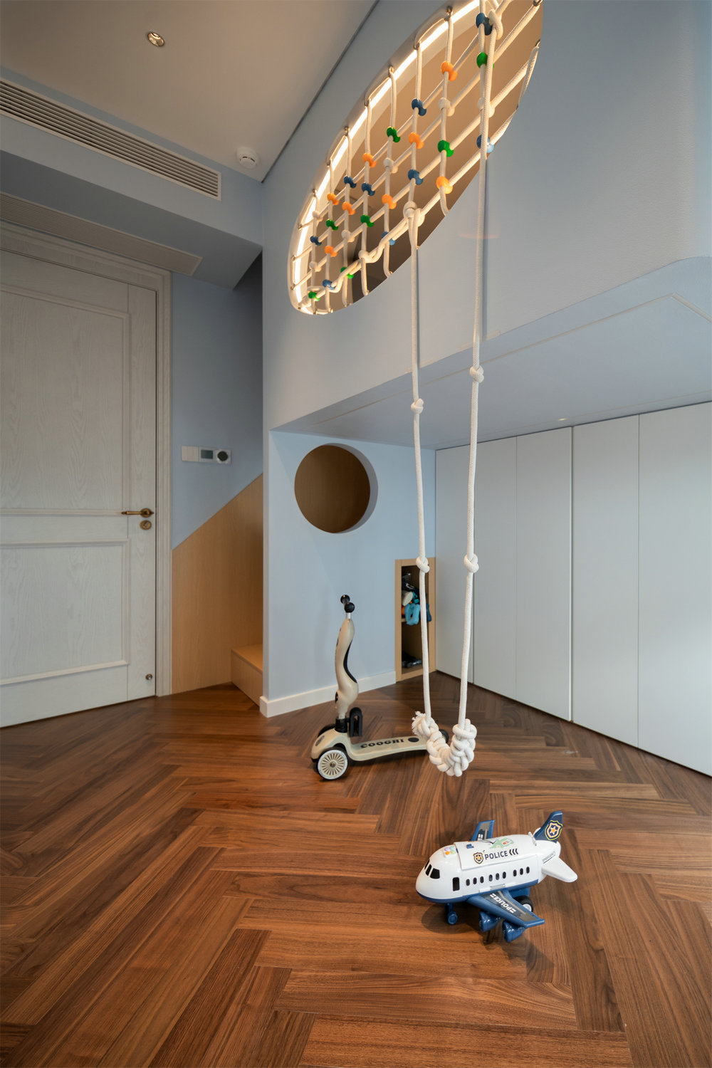 華僑城紅坊右岸140平法式香奈兒風格裝修效果圖